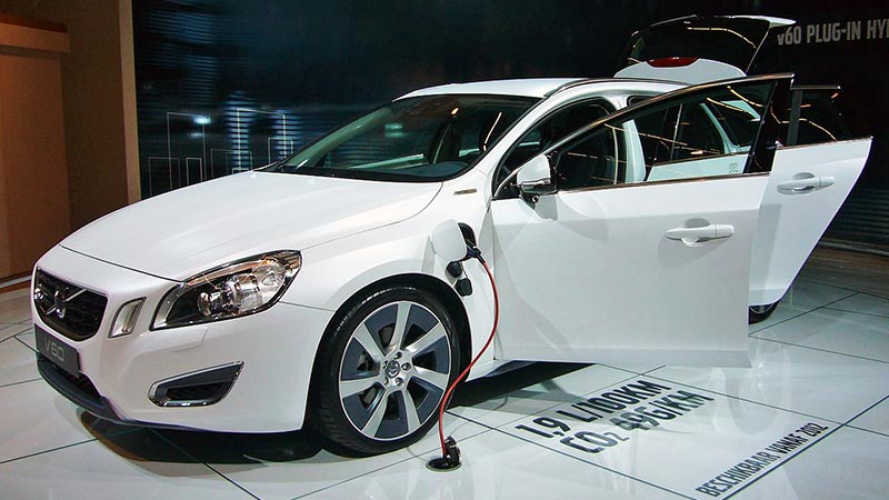 Volvo V60 hybrid plug in