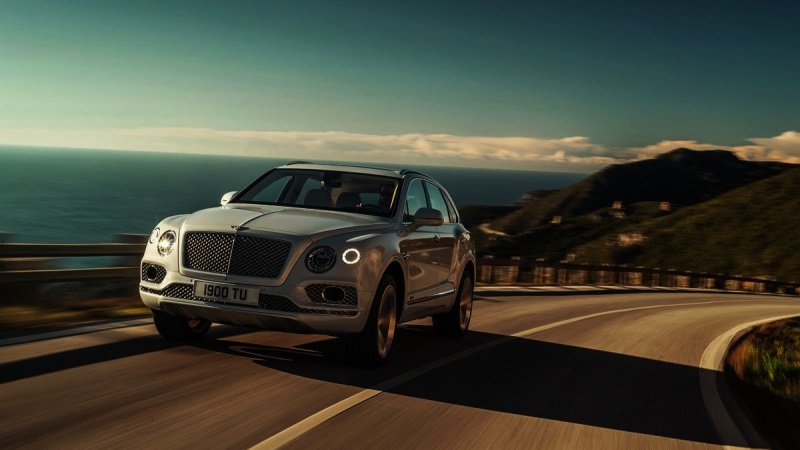 Bentayga Hybrid_800