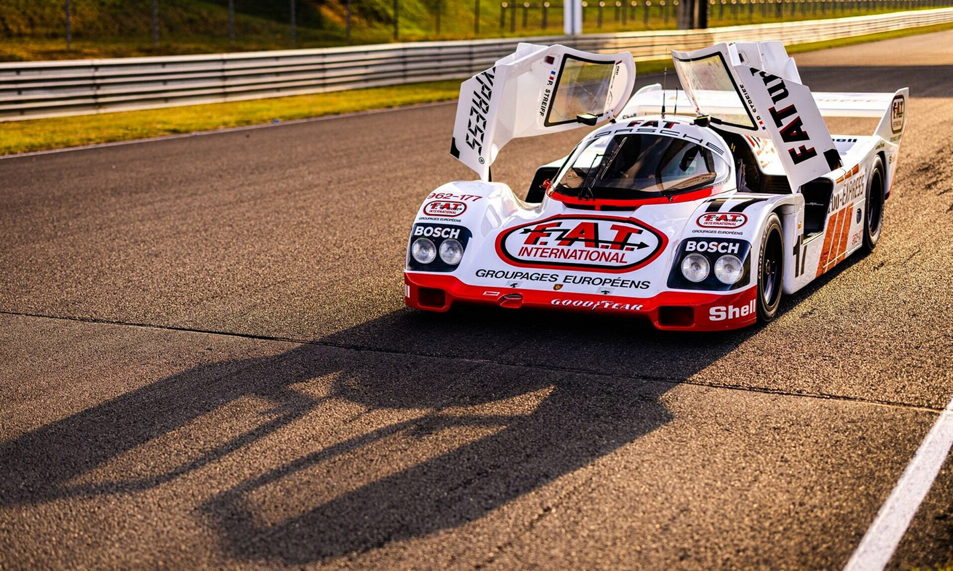 Porsche-962