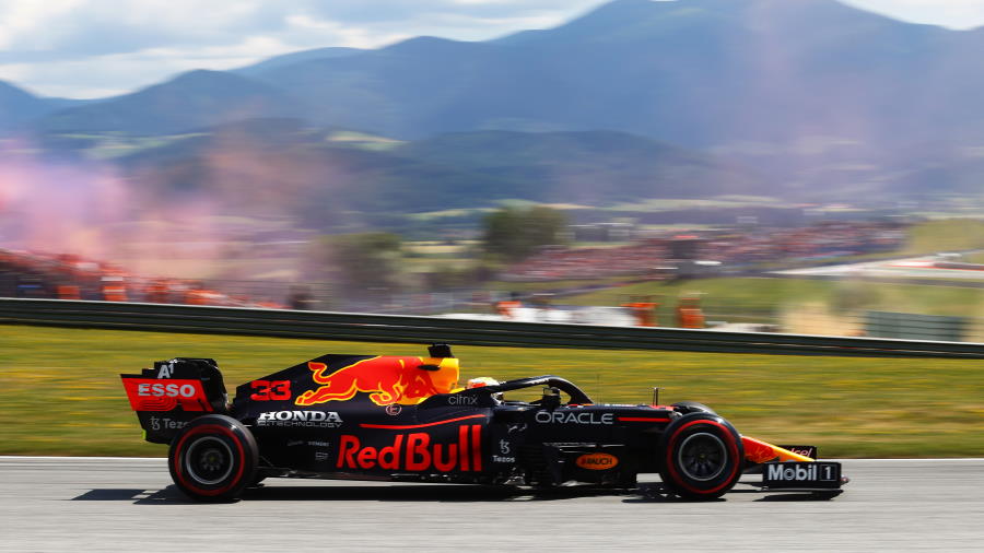 Verstappen-austria-2021-900