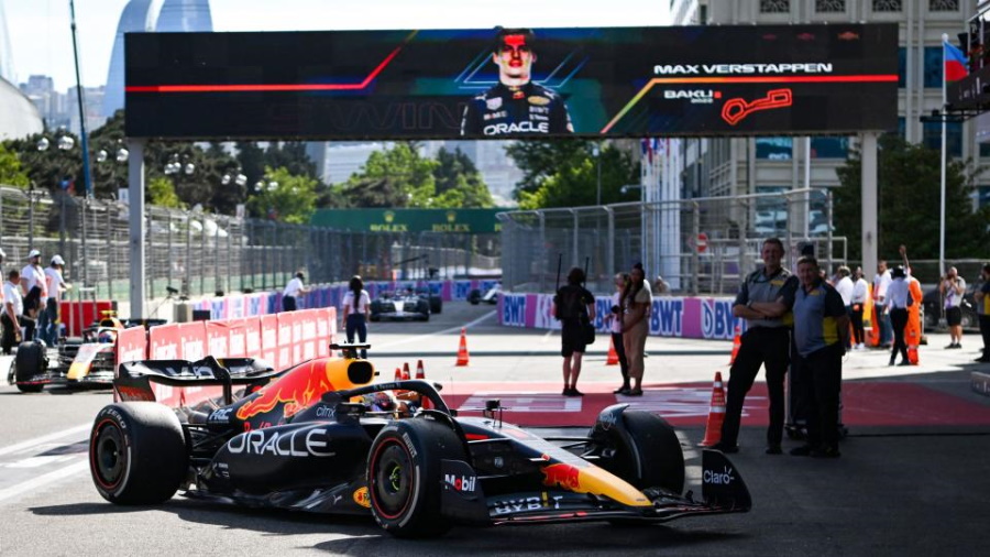 Capa-F1-Baku-Verstappen