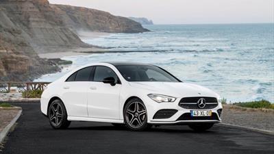 Mercedes CLA_Coupe_Abertura